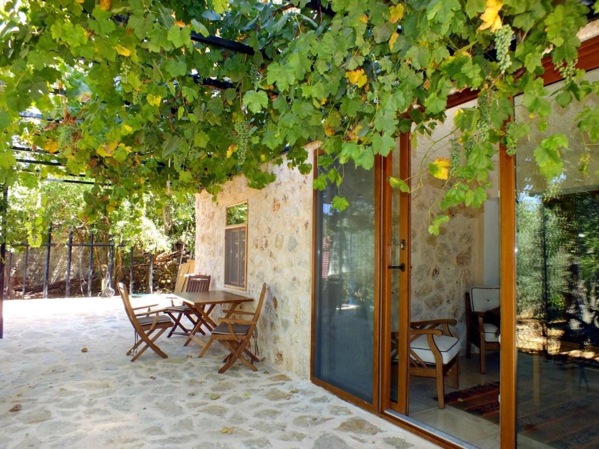 Guelsen Apart -Doga Manzarali Bahce Kati Aparthotel Kas Bagian luar foto